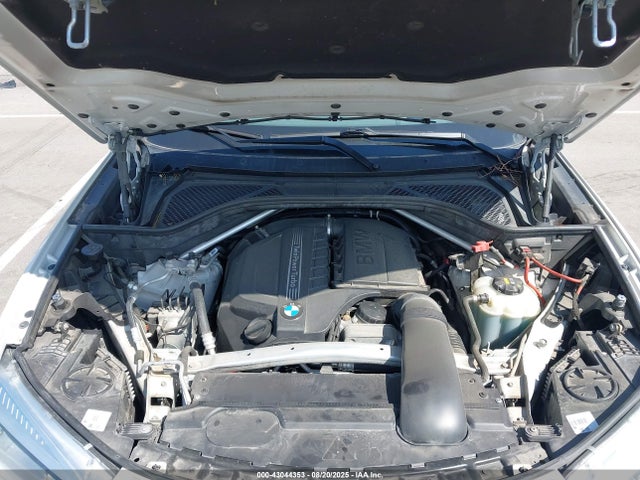 5UXKR0C53G0U12119 BMW X5