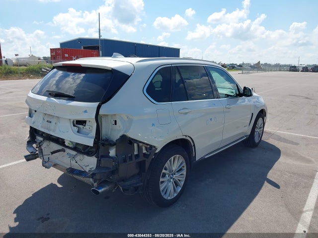 5UXKR0C53G0U12119 BMW X5