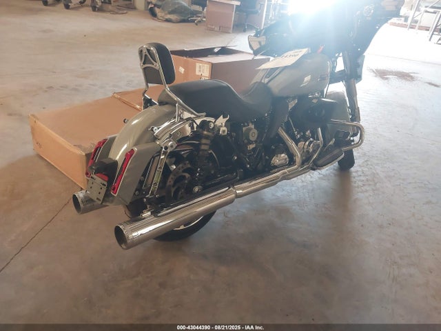 1HD1KB711RB623829 Harley-Davidson Milwaukee-eight