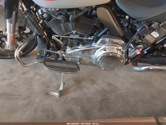 1HD1KB711RB623829 Harley-Davidson Milwaukee-eight