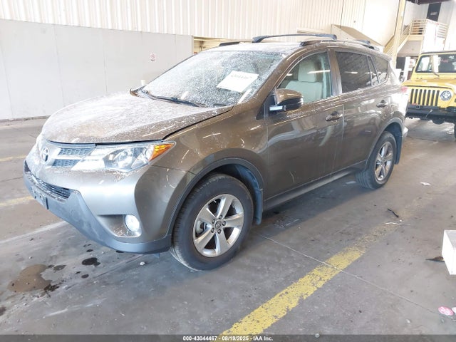 Toyota 2ar-fe 2015 JTMRFREV1FD131857 Image 2
