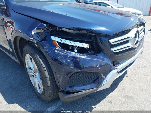 WDC0G4KB7JV099402 Mercedes-Benz m274
