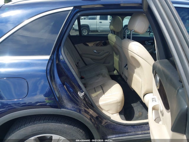 WDC0G4KB7JV099402 Mercedes-Benz m274