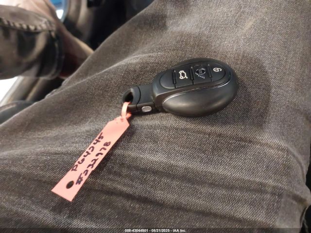 2023 MINI CONVERTIBLE WMW43DL0XP3P64245 Photo 10