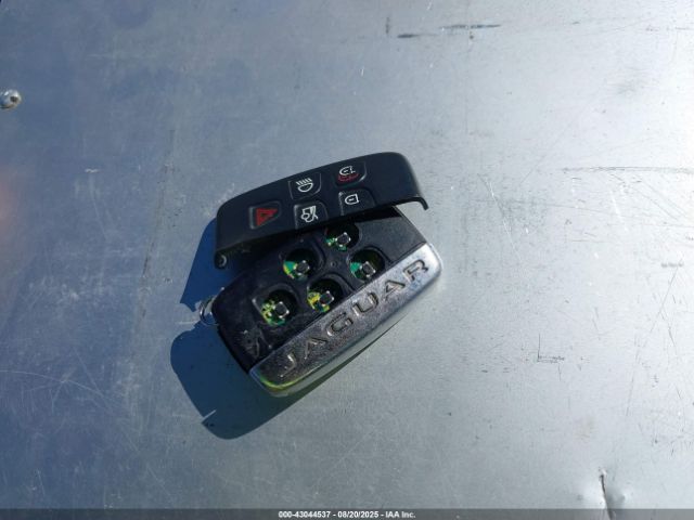 2013 JAGUAR XF SAJWA0ESXDPU05718 Photo 10