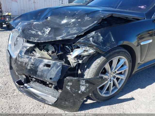 2013 JAGUAR XF SAJWA0ESXDPU05718 Photo 5