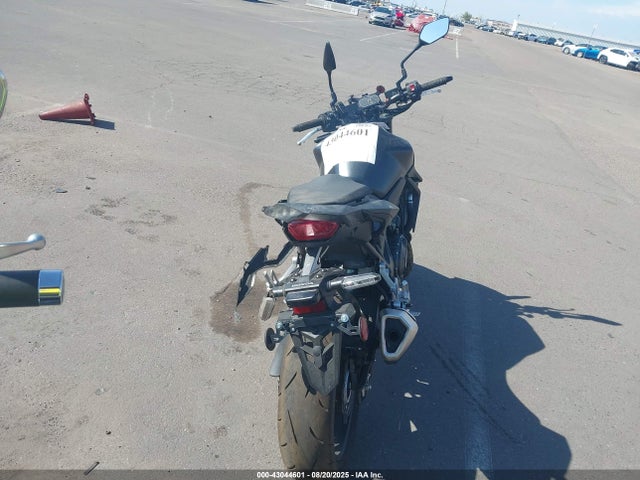 JH2RH2407SK001506 Honda Rh24e-5000001