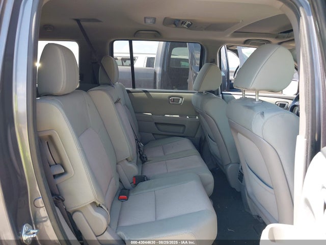 Honda j35z4 2015 5FNYF3H39FB032571 Image 8