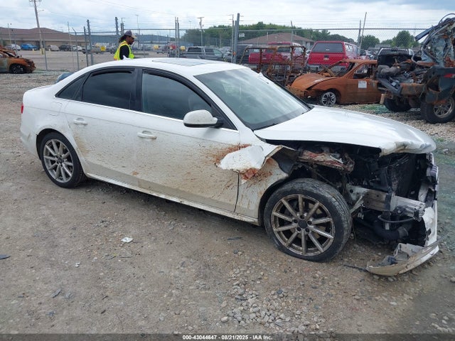 2015 AUDI A4 WAUFFAFL7FN016480 Photo 0
