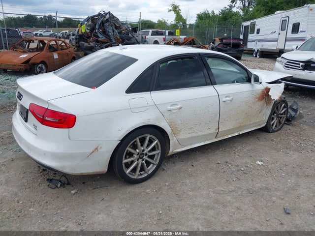 2015 AUDI A4 WAUFFAFL7FN016480 Photo 3