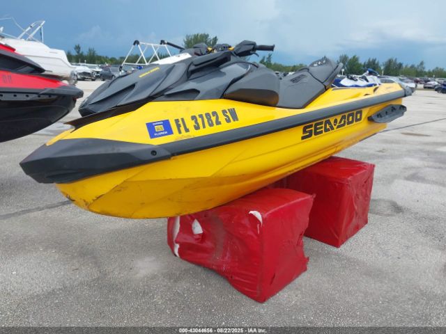 2021 SEADOO RXP-300 YDV29524L021 Photo 1