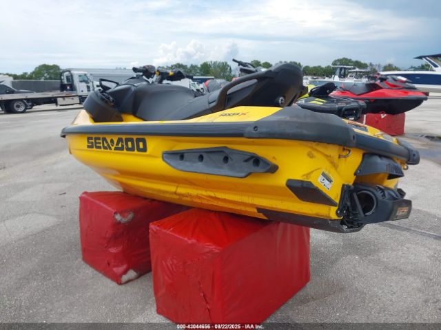 2021 SEADOO RXP-300 YDV29524L021 Photo 2