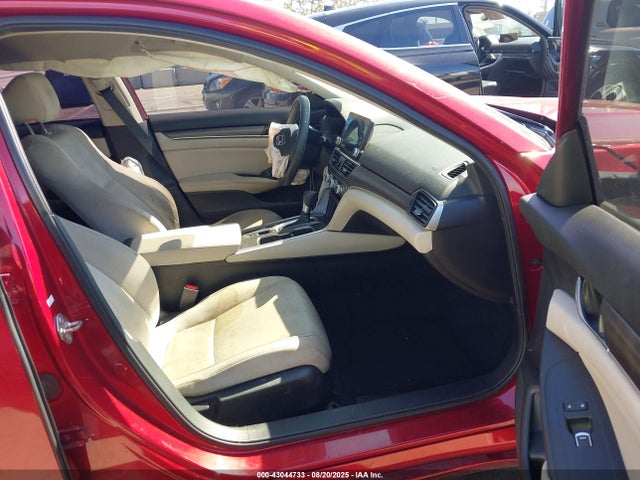 Honda l15be 2019 1HGCV1F16KA049092 Image 5