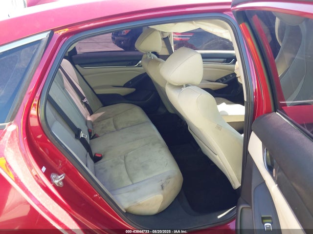 Honda l15be 2019 1HGCV1F16KA049092 Image 8