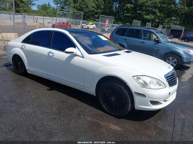 2007 MERCEDES-BENZ S 550 WDDNG71X47A081181