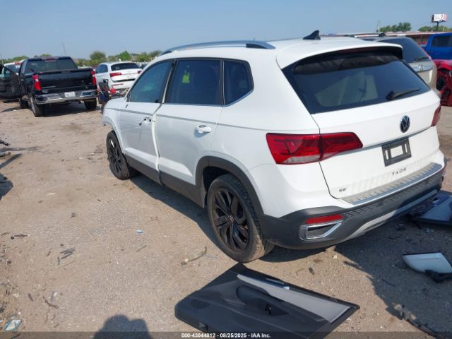 2024 VOLKSWAGEN TAOS 3VVEX7B25RM000578 Photo 2