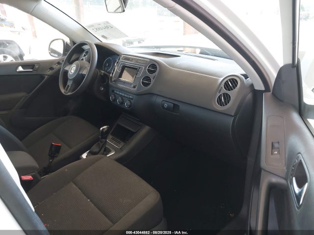 WVGAV7AX0HK049284 Volkswagen 2.0 tsi