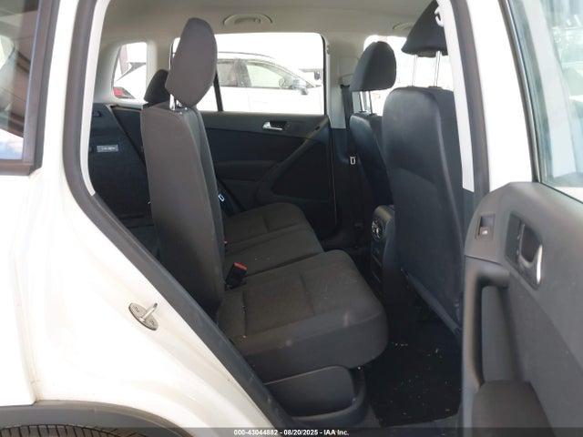 WVGAV7AX0HK049284 Volkswagen 2.0 tsi