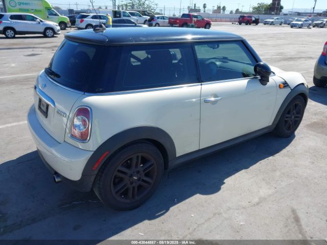 2013 MINI HARDTOP WMWSU3C56DT689386 Photo 3