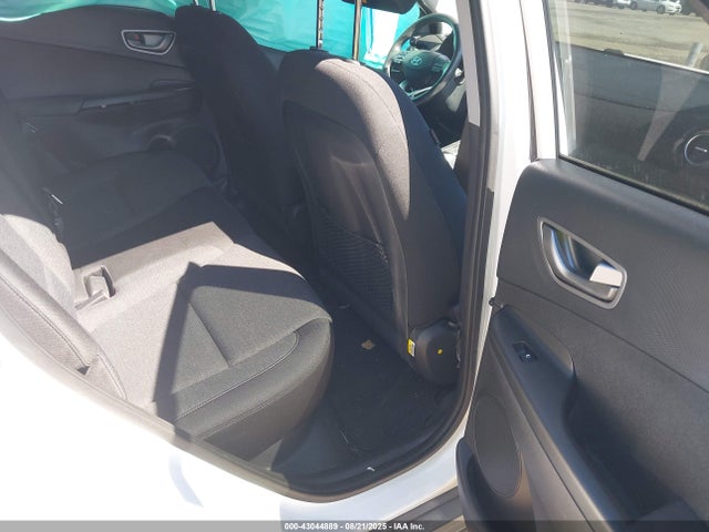 KM8K23AG6MU127572 Hyundai Kona