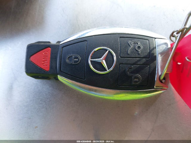 WDDHF5KB4GB270799 Mercedes-Benz E-Class