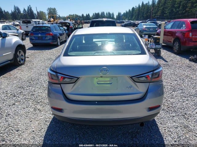 3MYDLBZV2GY101321 Scion p5v
