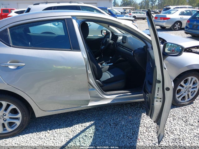 3MYDLBZV2GY101321 Scion p5v