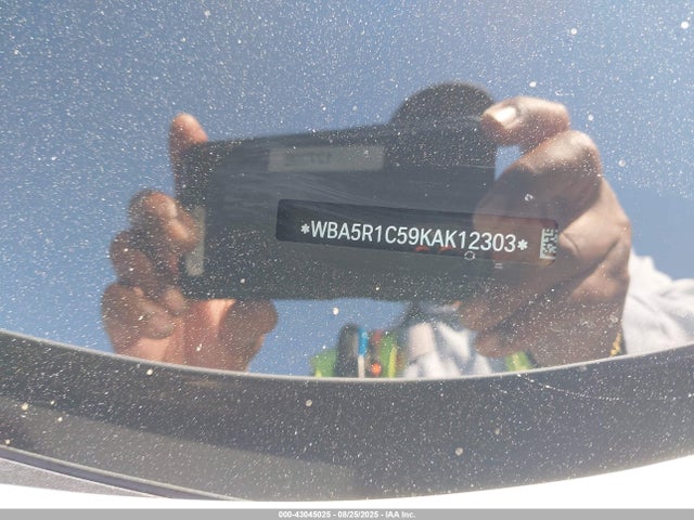 WBA5R1C59KAK12303 BMW 330I