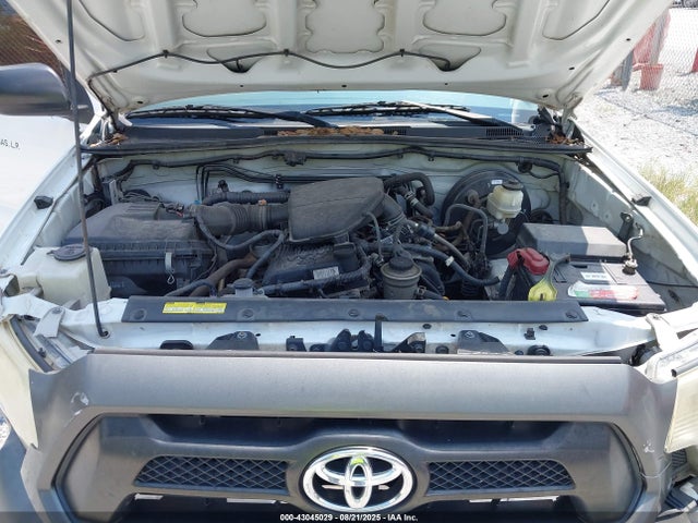 5TFNX4CN3EX042144 Toyota 2tr-fe