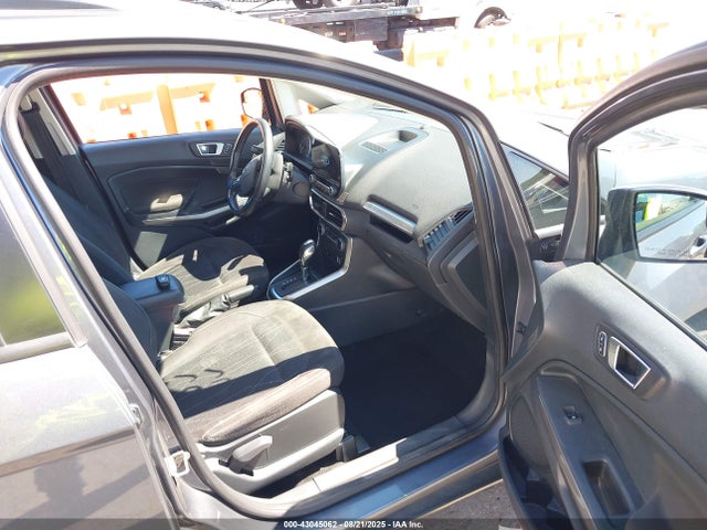 MAJ3P1TE4JC170065 Ford Ecosport