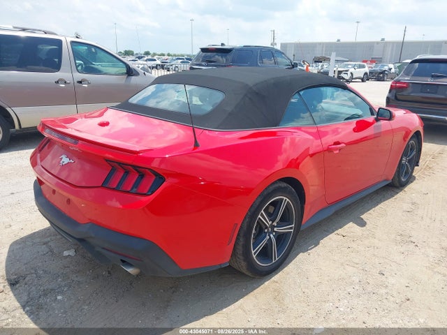 1FAGP8UH3R5139960 Ford 4v