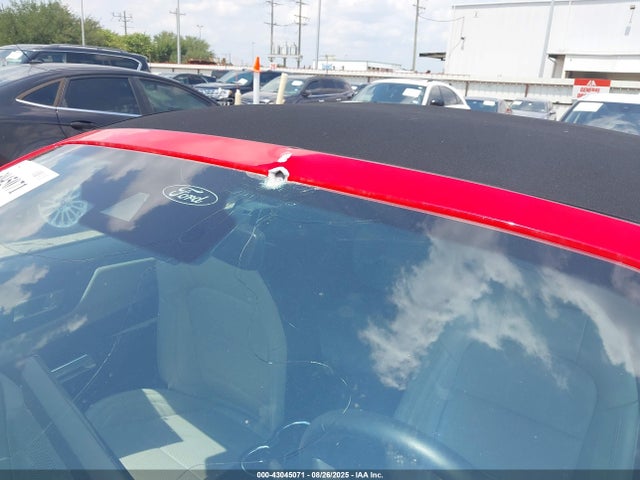 1FAGP8UH3R5139960 Ford 4v
