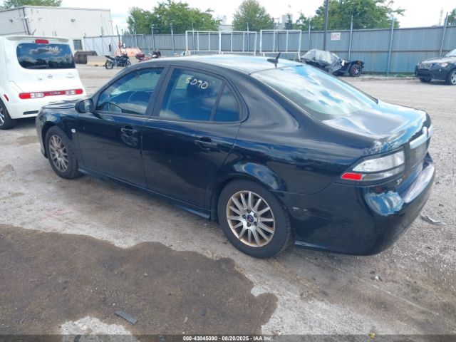 2011 SAAB 9-3 YS3FA4CY5B1304396 Photo 2
