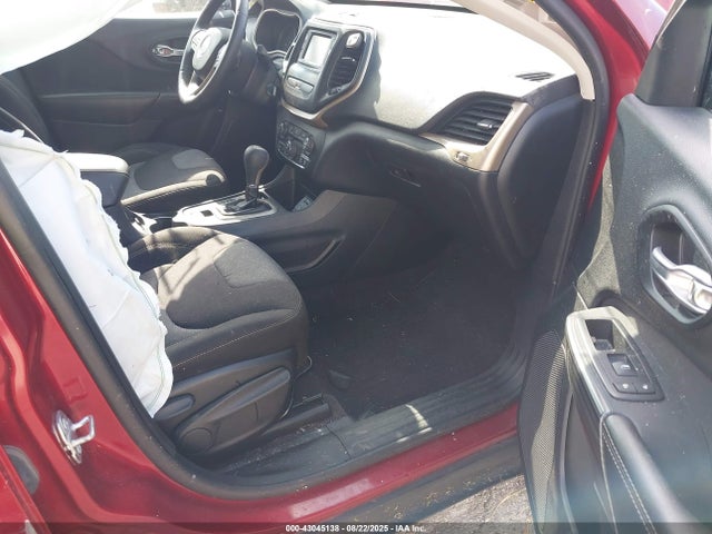 1C4PJLAB5GW287744 Jeep Cherokee
