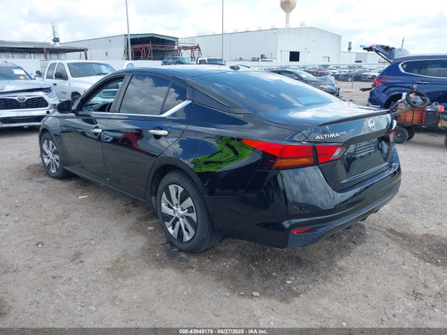 Nissan Altima 2019 1N4BL4BV7KC232912 Image 3