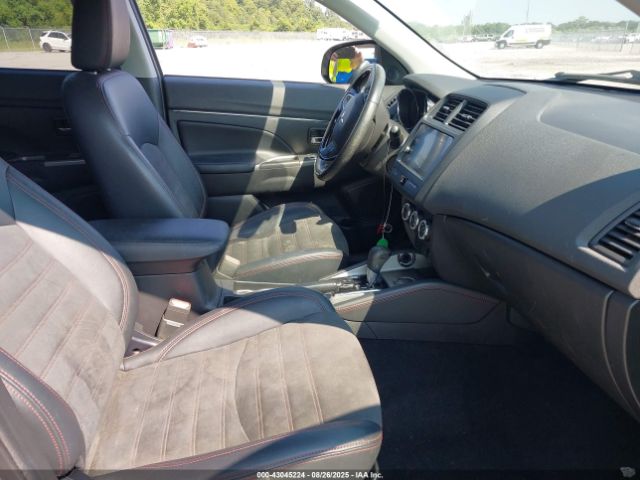 2018 MITSUBISHI OUTLANDER SPORT JA4AP3AW9JU021275 Photo 4