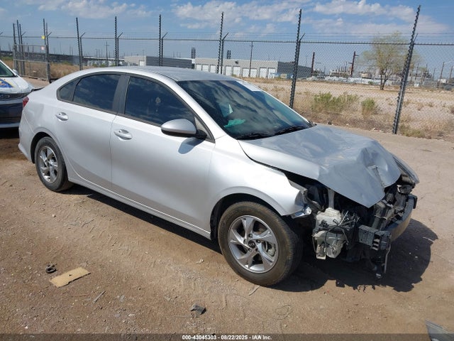 KIA mpi nu 2021 3KPF24AD7ME334469 Image 1