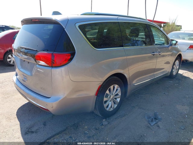 Chrysler Pacifica 2019 2C4RC1BG4KR685742 Image 4