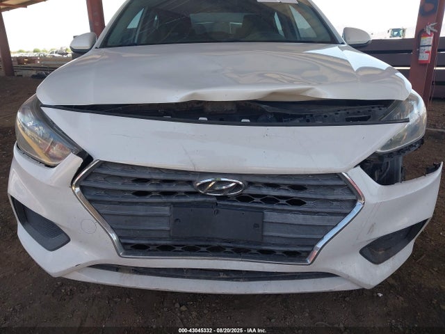 Hyundai Accent 2018 3KPC24A3XJE017582 Image 6