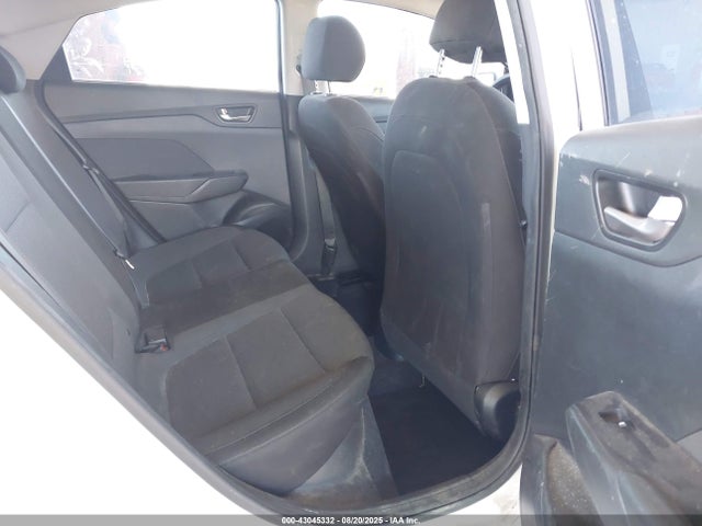 Hyundai Accent 2018 3KPC24A3XJE017582 Image 8