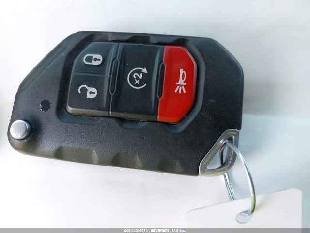 1C4HJXFNXKW508200 Jeep Wrangler