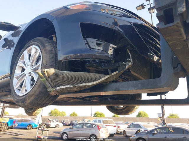 1G1ZD5ST7PF185387 Chevrolet lfv