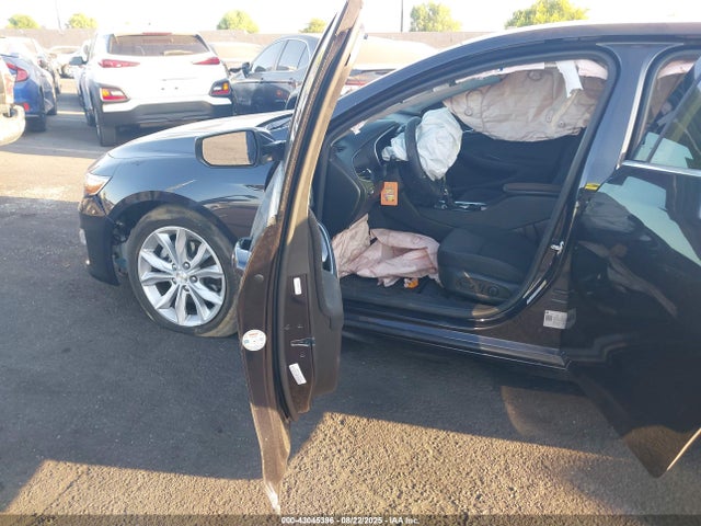 1G1ZD5ST7PF185387 Chevrolet lfv