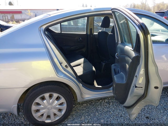 Nissan Versa 2015 3N1CN7AP6FL944063 Image 8