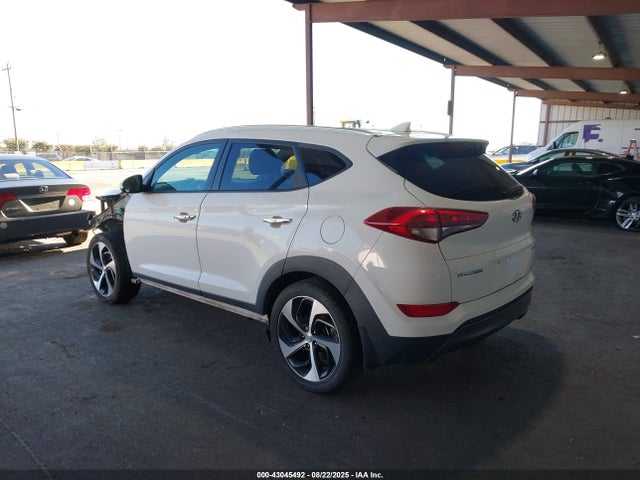 KM8J33A2XGU026519 Hyundai Tucson