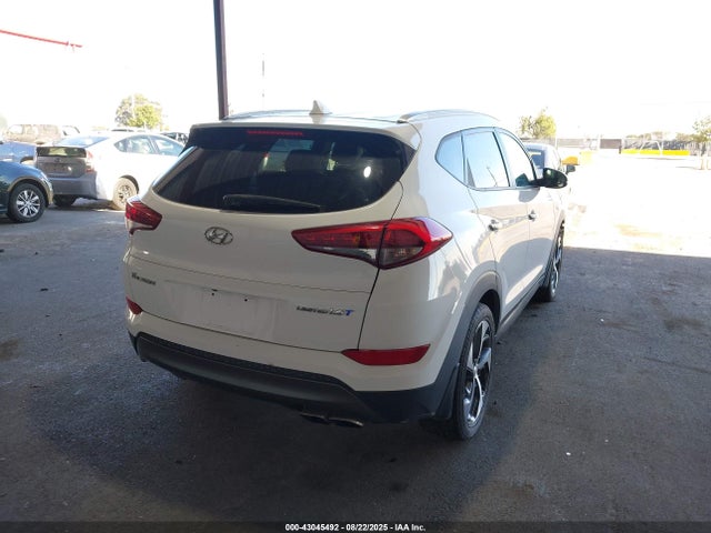 KM8J33A2XGU026519 Hyundai Tucson