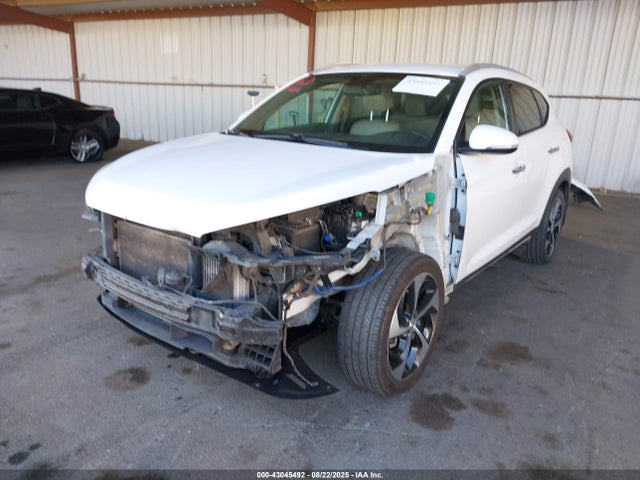 KM8J33A2XGU026519 Hyundai Tucson