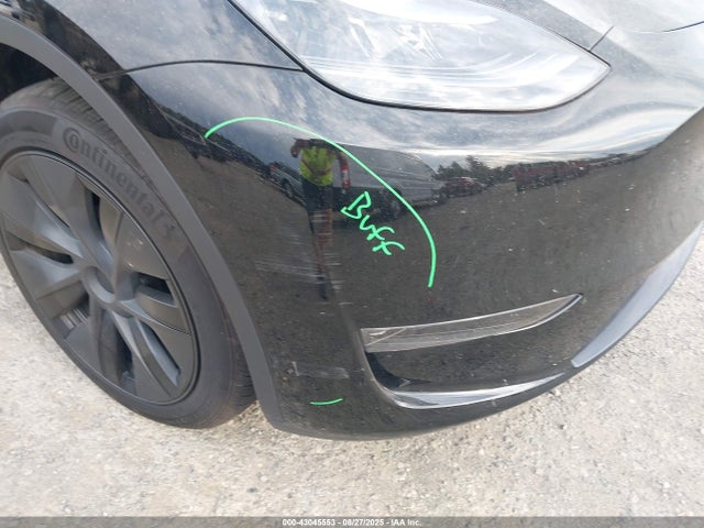 7SAYGDEE3RF165570 Tesla Model Y