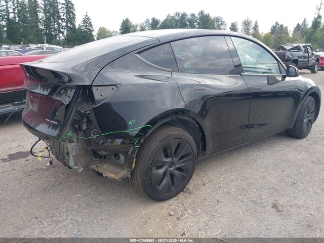 2024 TESLA MODEL Y 7SAYGDEE3RF165570 Photo 3