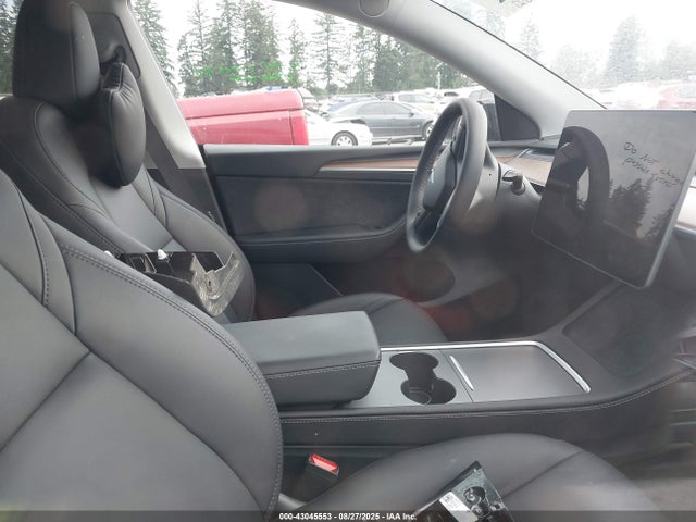 2024 TESLA MODEL Y 7SAYGDEE3RF165570 Photo 4